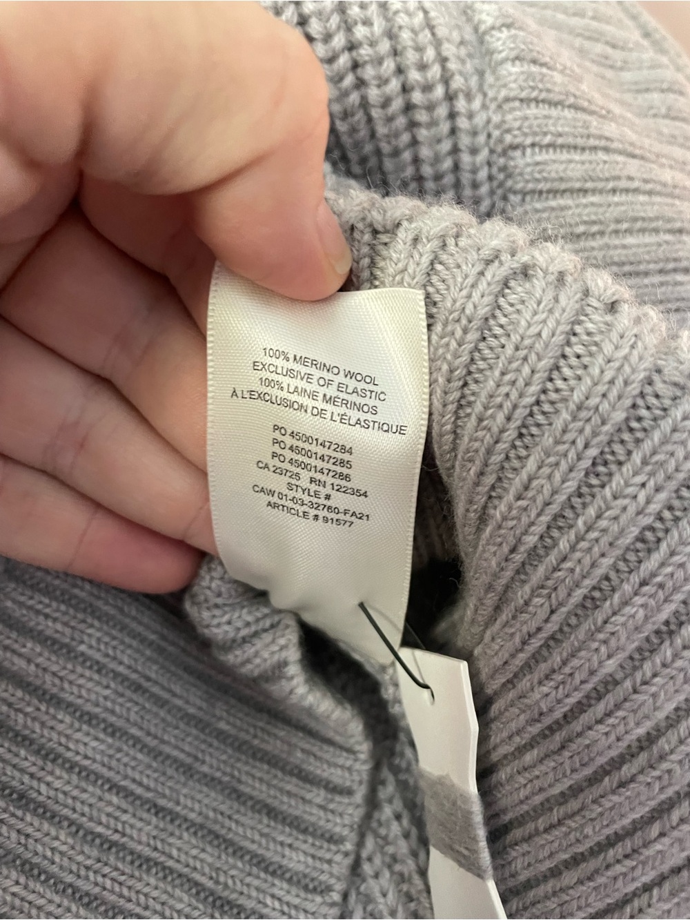 Aritzia Babaton Merino wool Grazia Sweater Cropped Crewneck Sweater in Gray - Picture 5 of 5